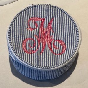 Threadwell seersucker jewelry/makeup bag